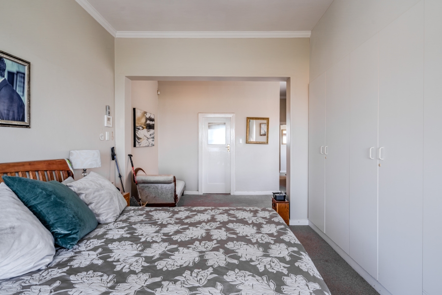 3 Bedroom Property for Sale in Oranjezicht Western Cape